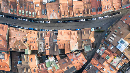 vue du ciel fribourg rue basse ville