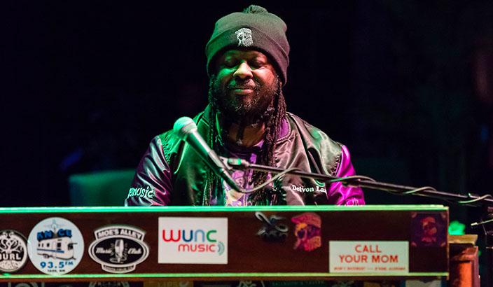 Delvon Lamarr en concert