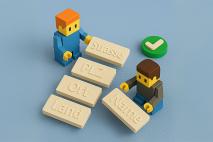 Zwei Figuren sammeln Adressfelder